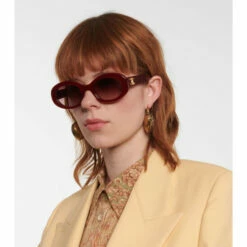 Celine Eyewear Triomphe 01 Round Sunglasses 9 Celine Eyewear Triomphe 01 Round Sunglasses -Altuzarra Discount Store unnamed file 248